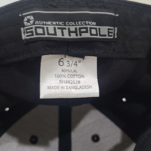 South Pole Black Embroidered Cap Sz.6 3/4 Boys L-XL - Picture 4 of 6